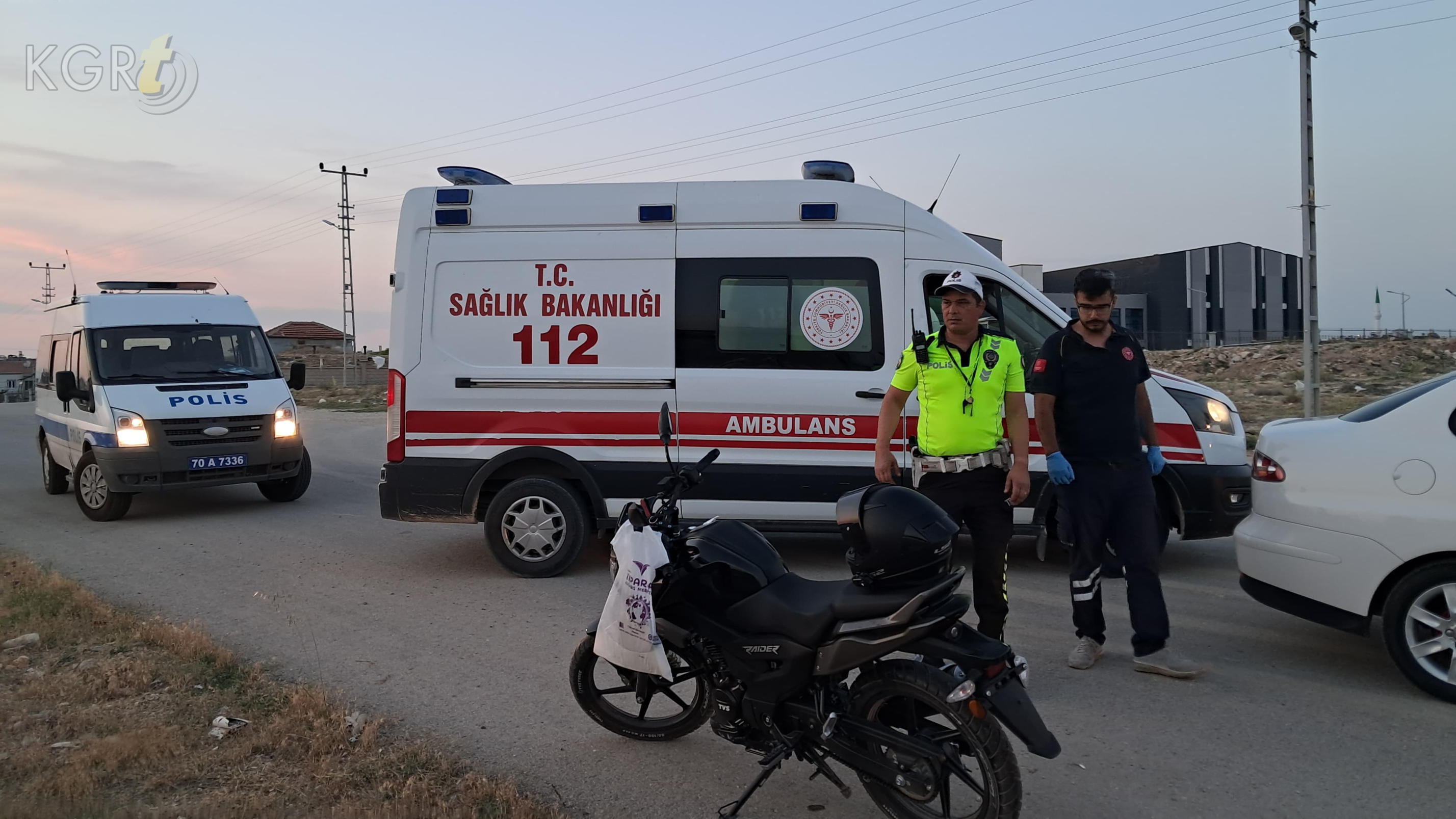 Karamanda Ehliyetsiz Motosiklet Surucusunun Yaptigi Kaza Pahaliya Patladi8