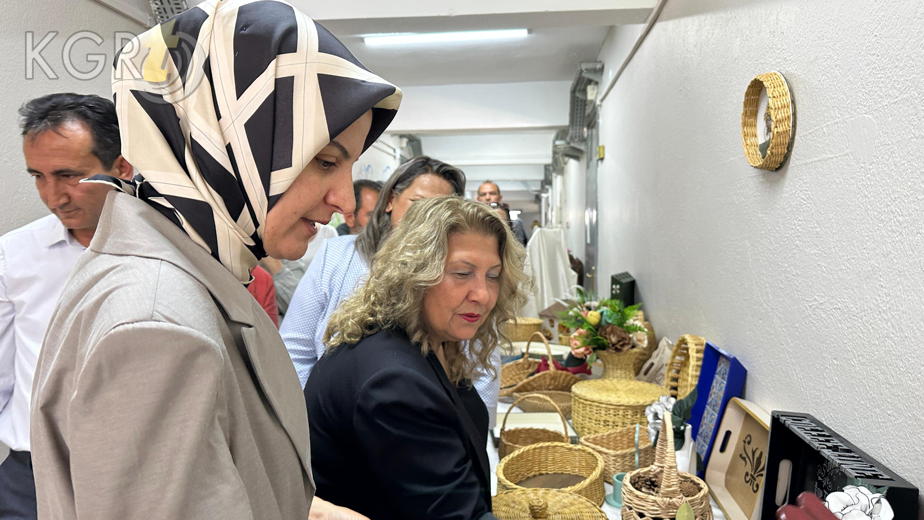 Karamanda El Emegi Yuzlerce Eser Sergilendi15