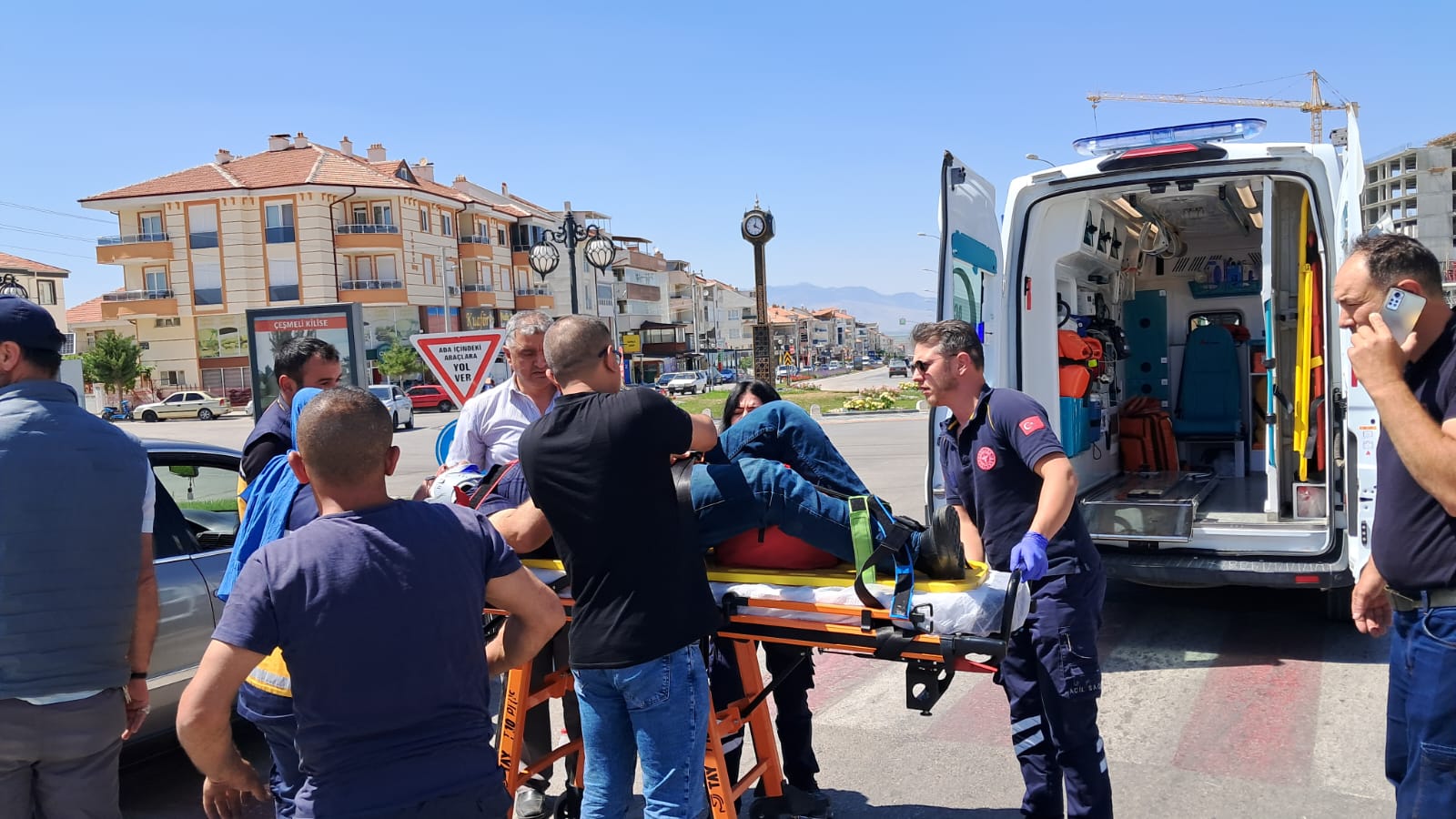 Karamanda Motosiklet Kazasi Surucu Yaralandi (2)