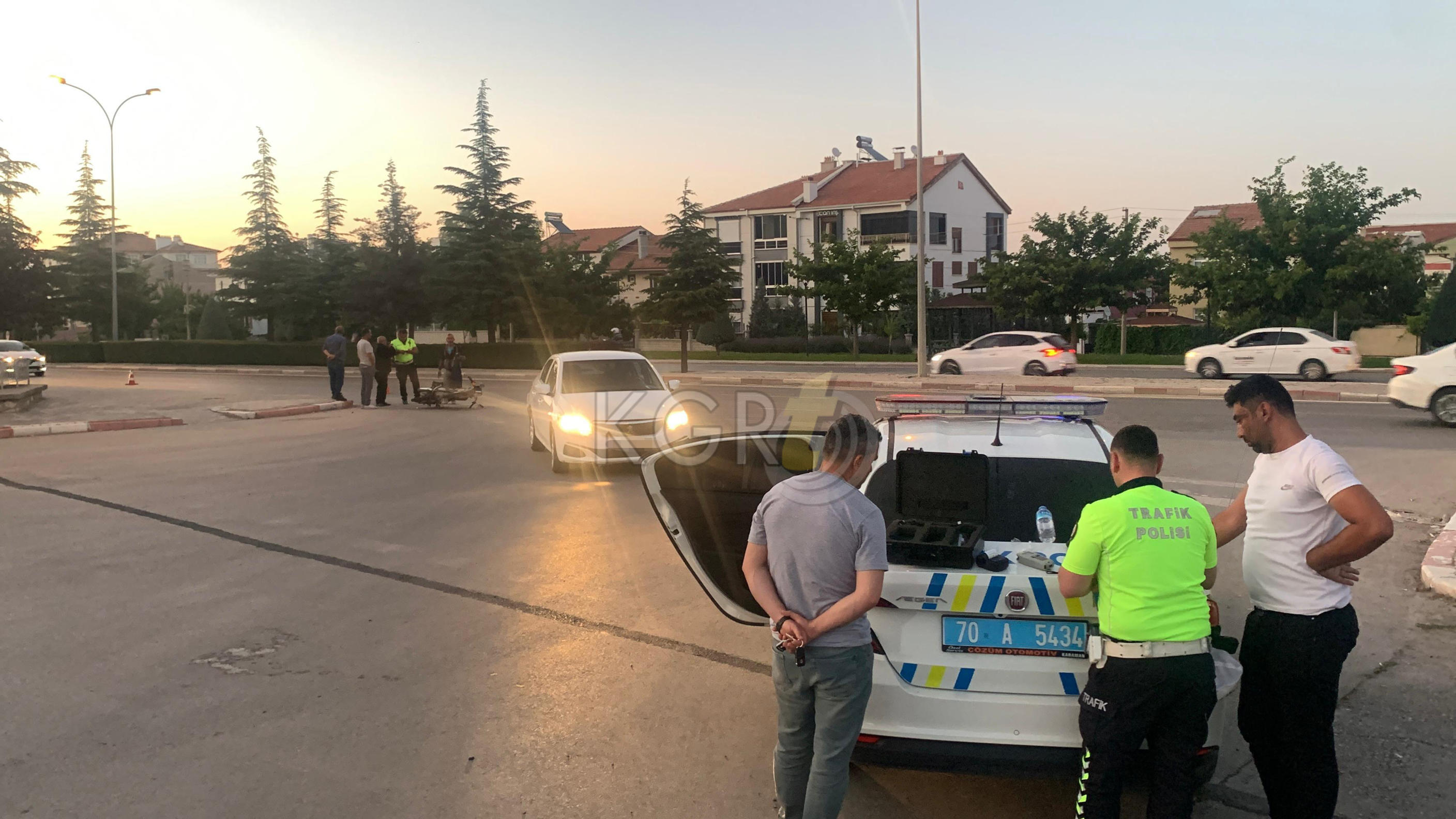 Karamanda Motosiklet Otomobille Carpisti 1 Yarali2