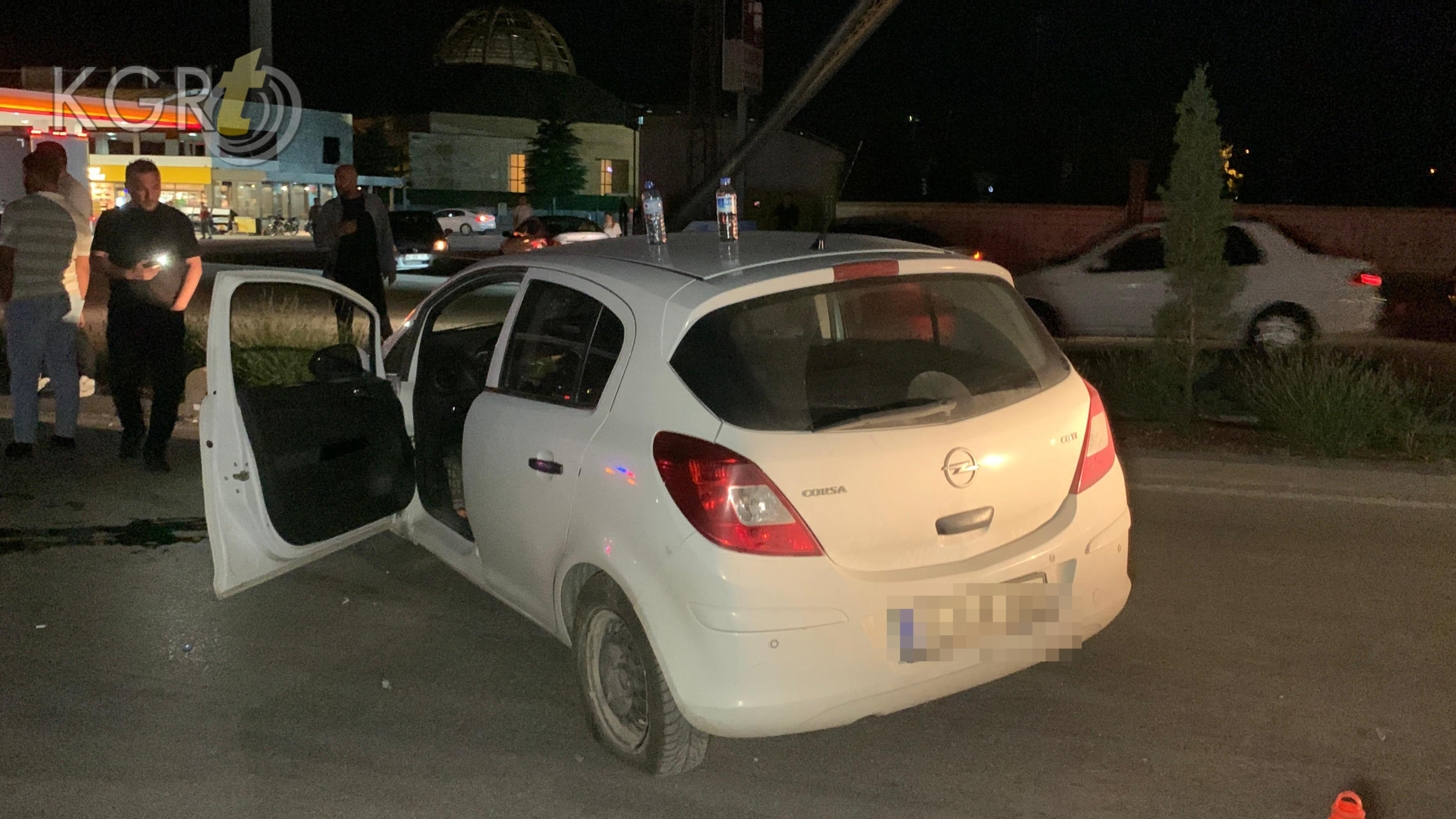 Karamanda Otomobil Aydinlatma Diregine Carpti Surucu Ve Cocuklari Ucuz Atlatti1