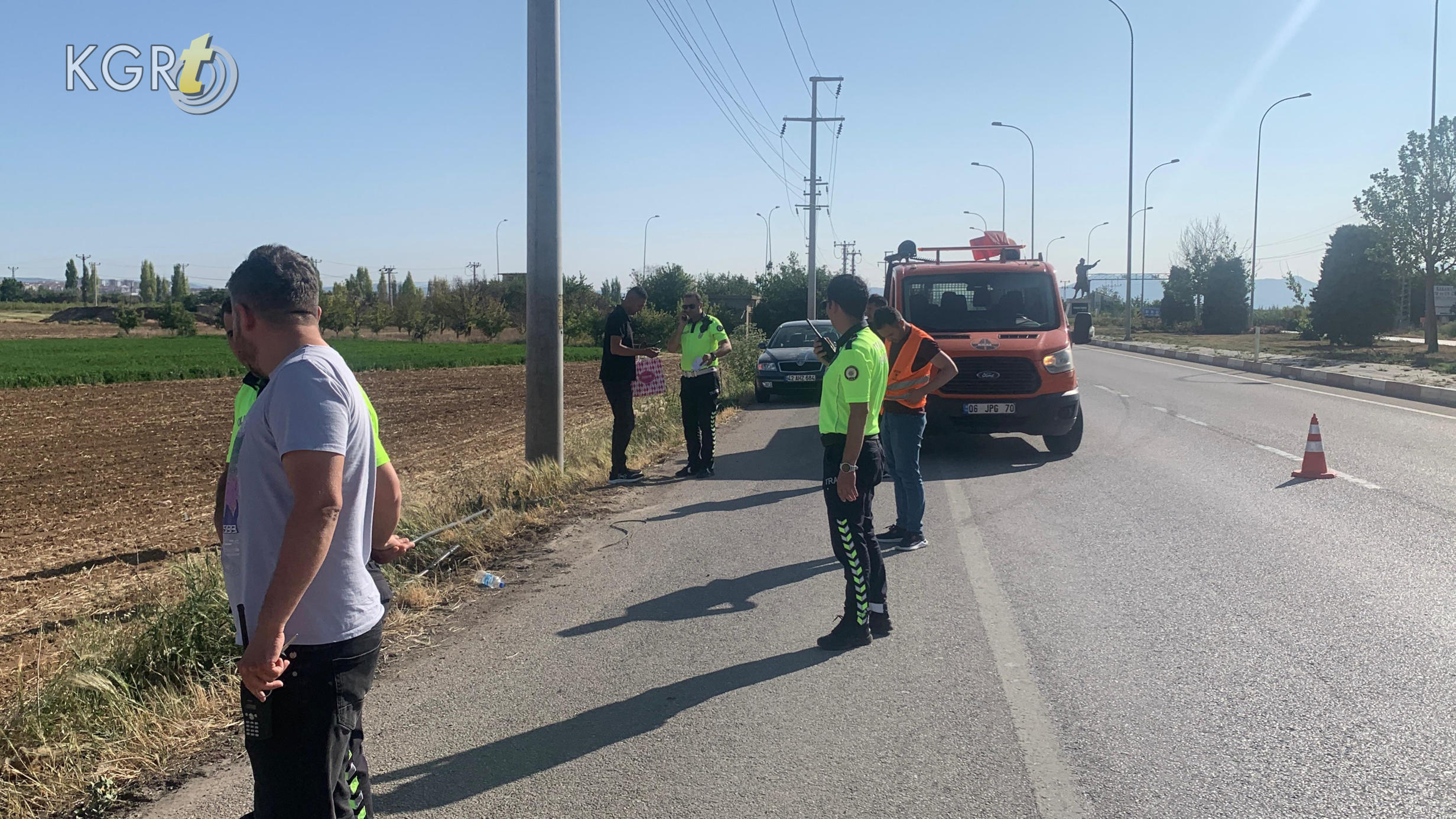 Karamanda Otomobil Sarampole Takla Atti 1 Yarali15