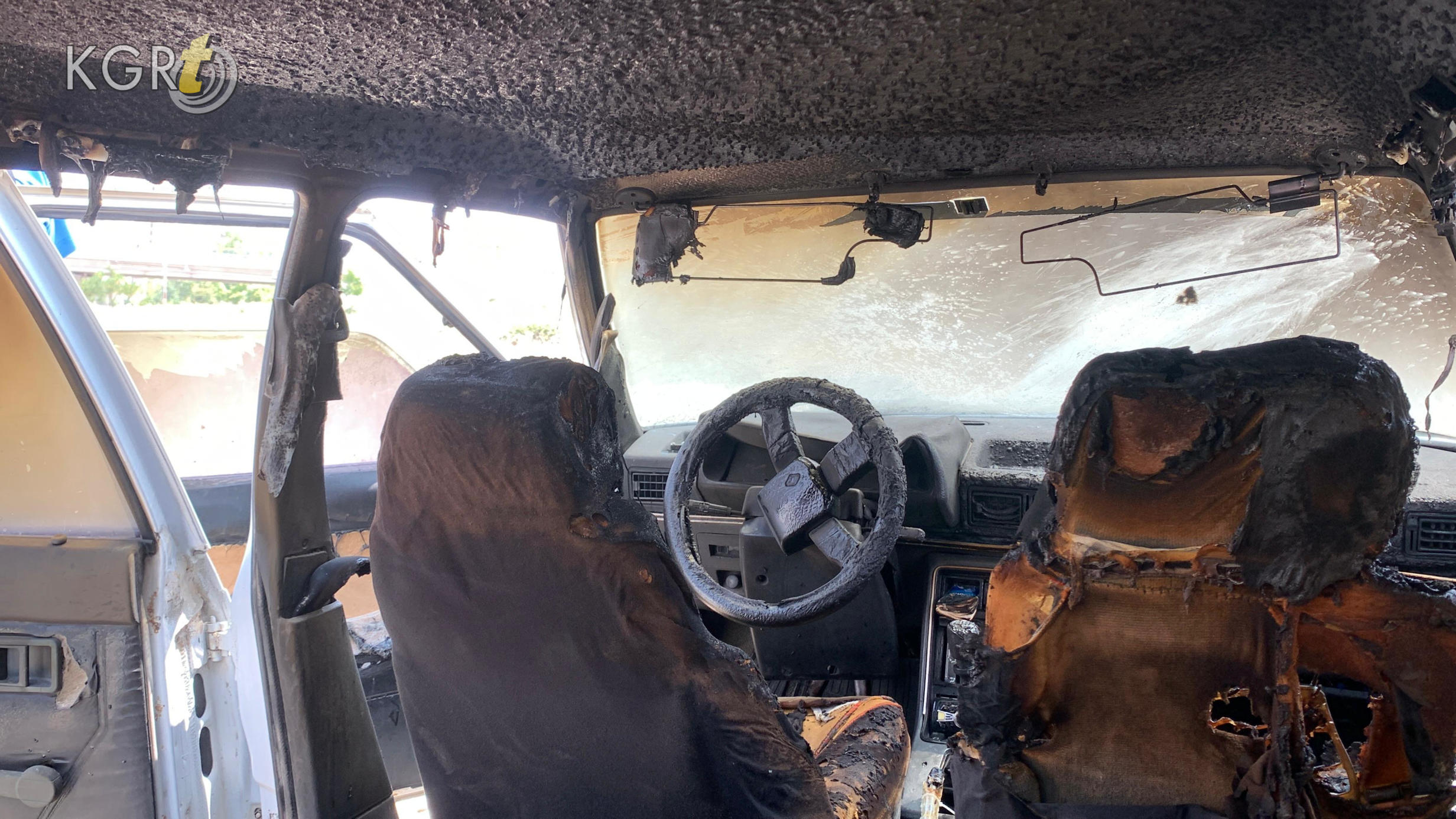 Karamanda Park Halindeki Otomobilde Yangin Cikti8