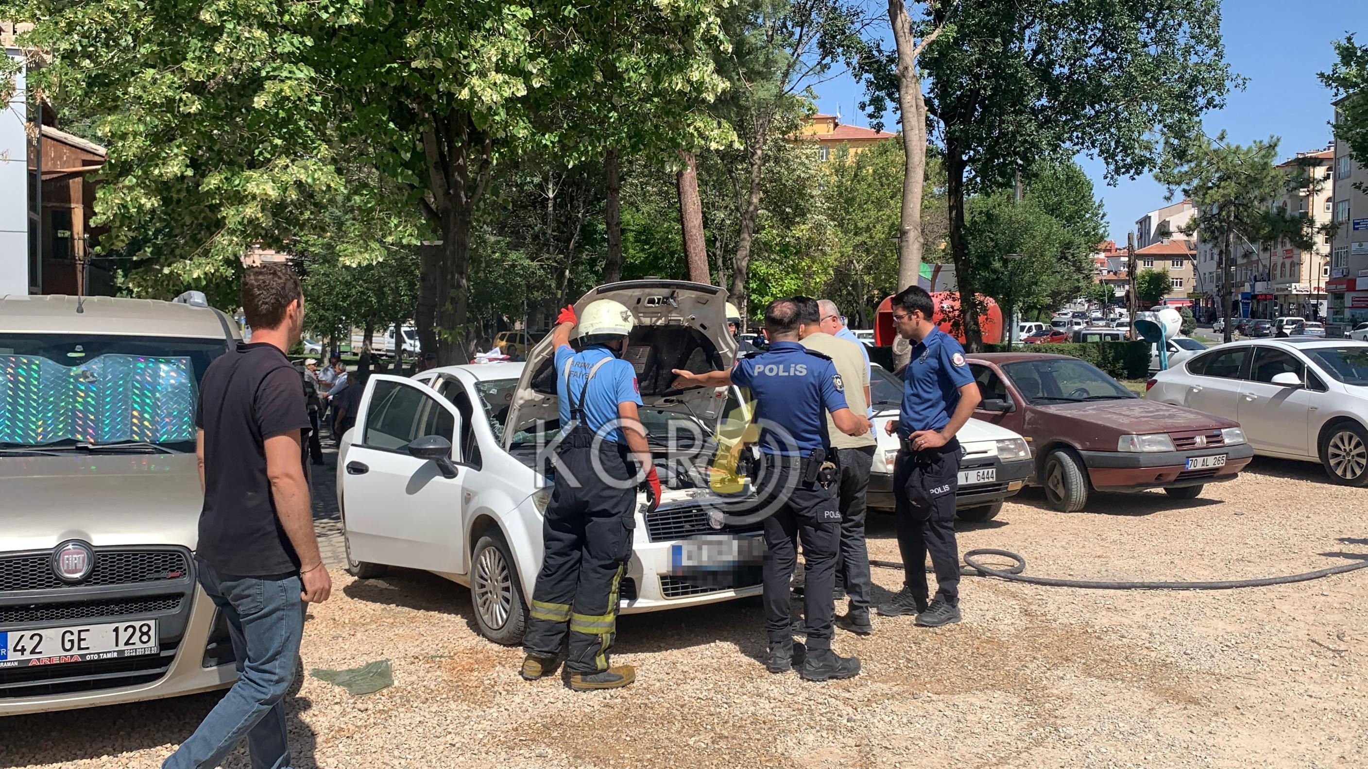 Karamanda Patlayan Telefon Bataryasi Araci Yakti4