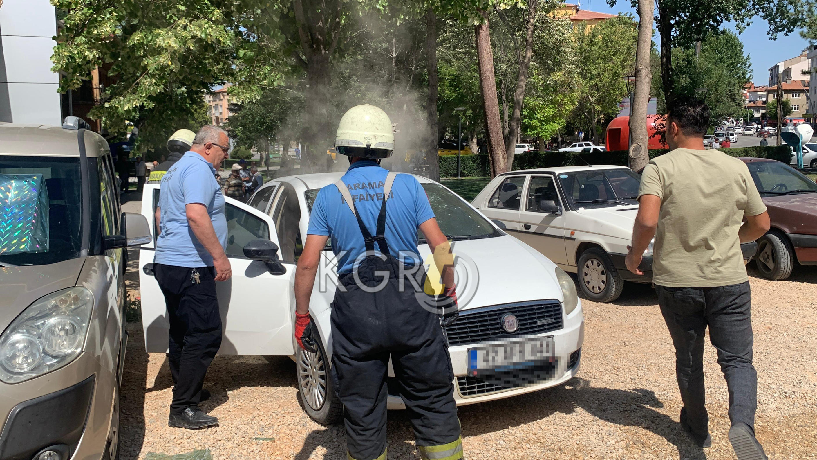 Karamanda Patlayan Telefon Bataryasi Araci Yakti6