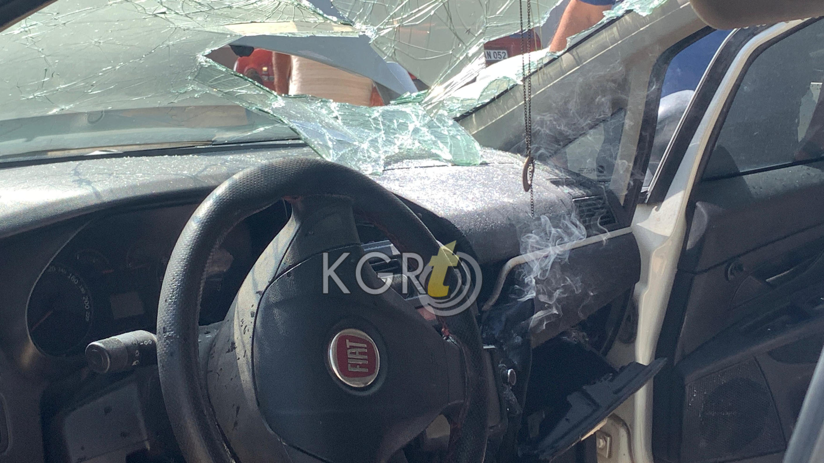 Karamanda Patlayan Telefon Bataryasi Araci Yakti9