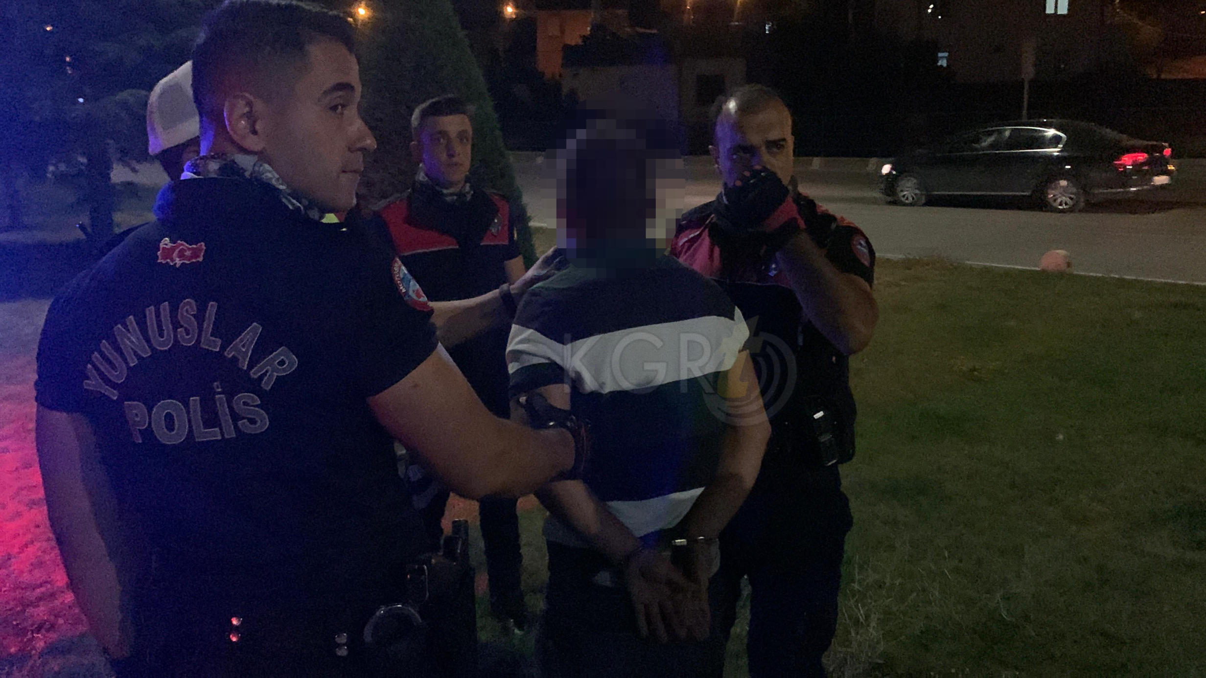 Karamanda Polisin Dur Ihtarina Uymadi Yunus Timleri Yakaladi1