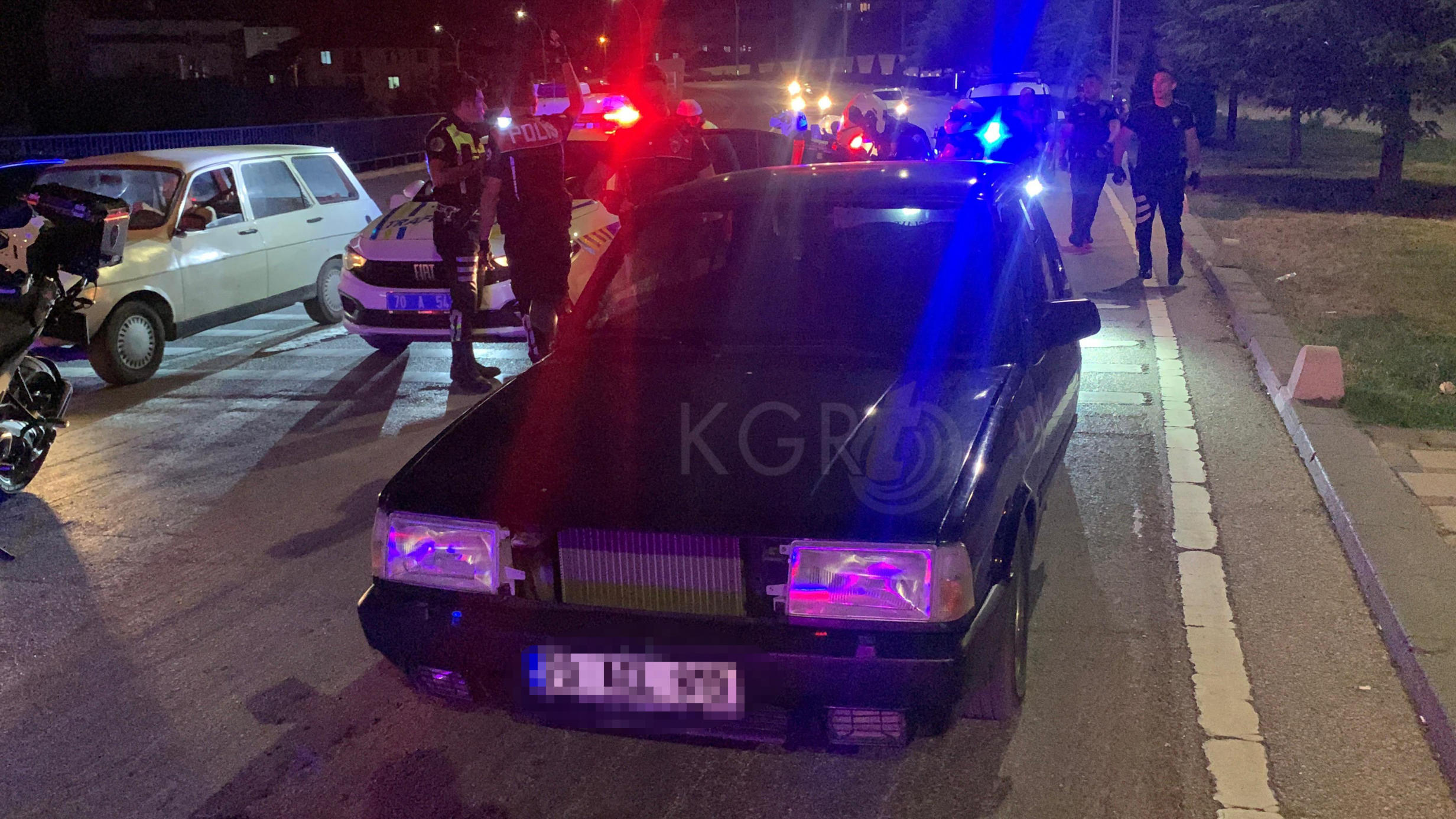 Karamanda Polisin Dur Ihtarina Uymadi Yunus Timleri Yakaladi6