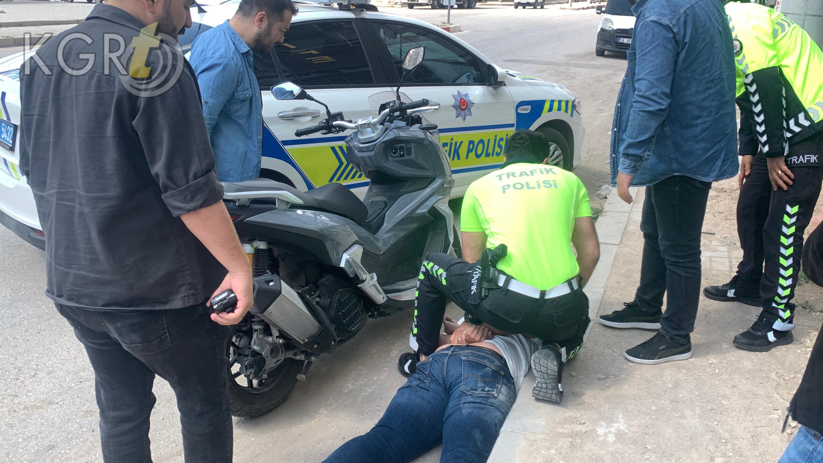 Karamanda Polisin Dur Ihtarina Uymayan Motosikletliye 25 Bin Lira Ceza4