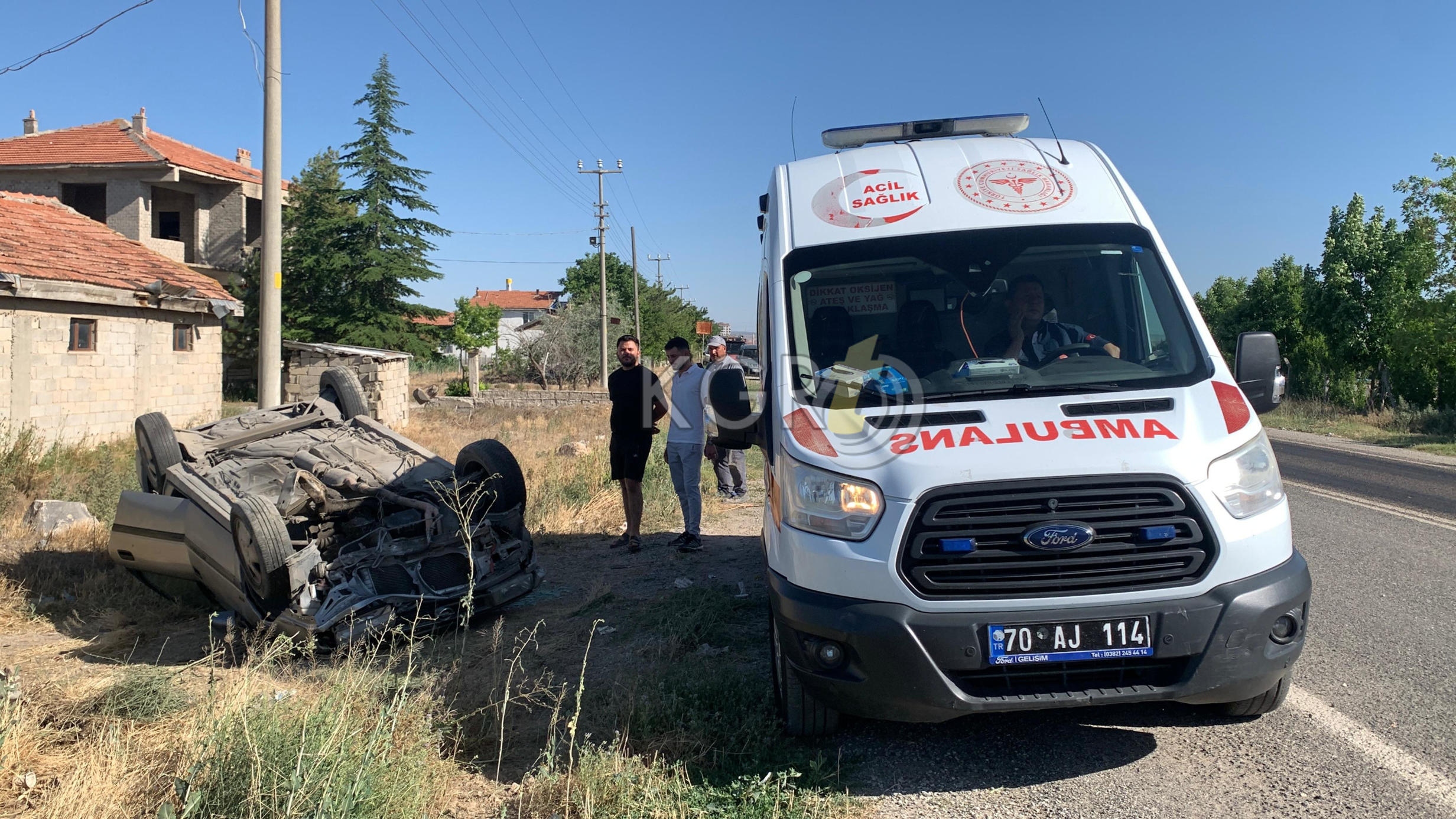 Karamanda Sollamaya Cikan Otomobil Takla Atti 1 Yarali16