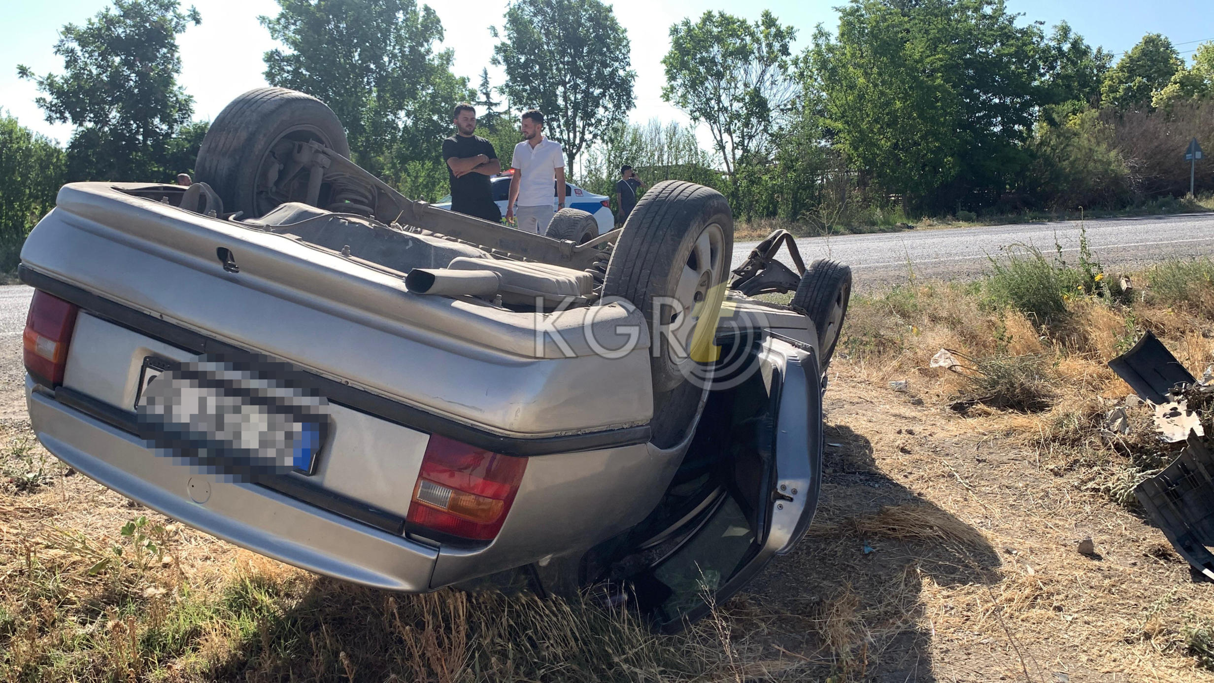 Karamanda Sollamaya Cikan Otomobil Takla Atti 1 Yarali4