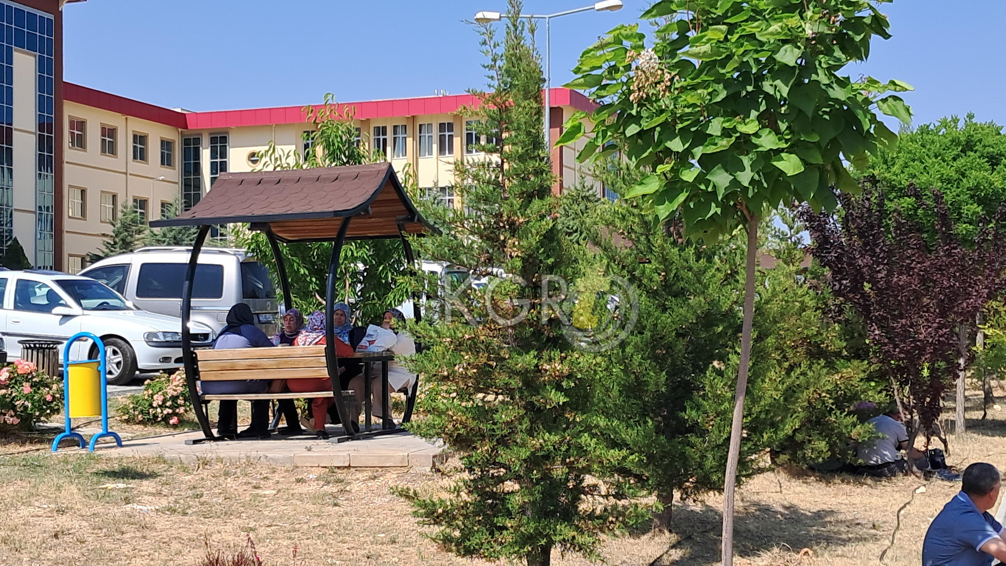 Karamanda Yksye 2 Dakika Ile Gec Kalan Adaylar Sinava Alinmadi9