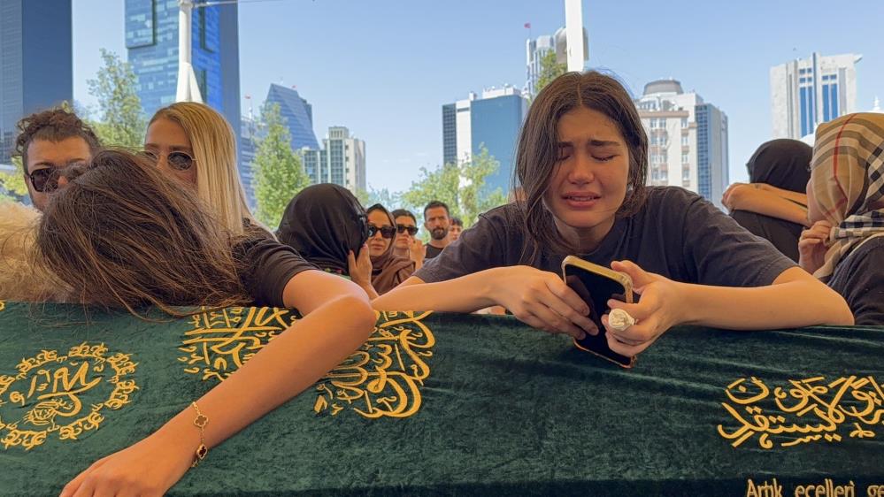 Karamanli Fenomen Nihal Candan Icin Son Gorev2