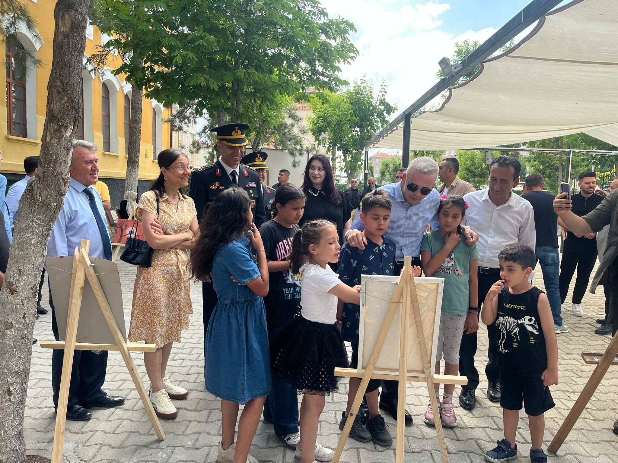 Minik Sanatcilar Gazi Kultur Merkezinde Bulustu (1)