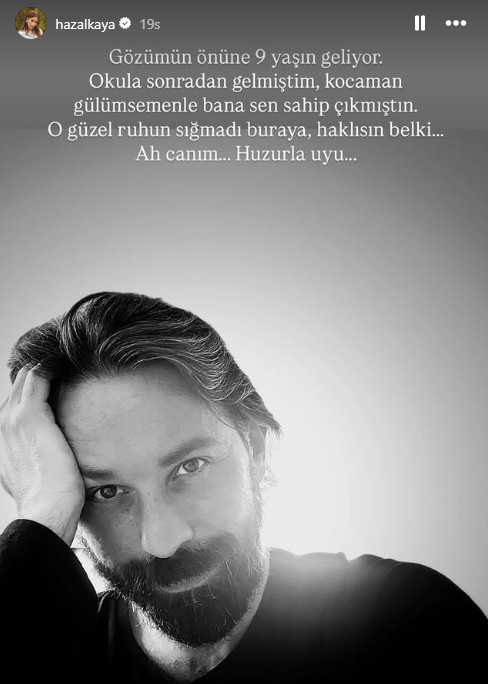 Sanat Dunyasindan Aci Haber Yezdan Kayacan Hayatini Kaybetti (2)
