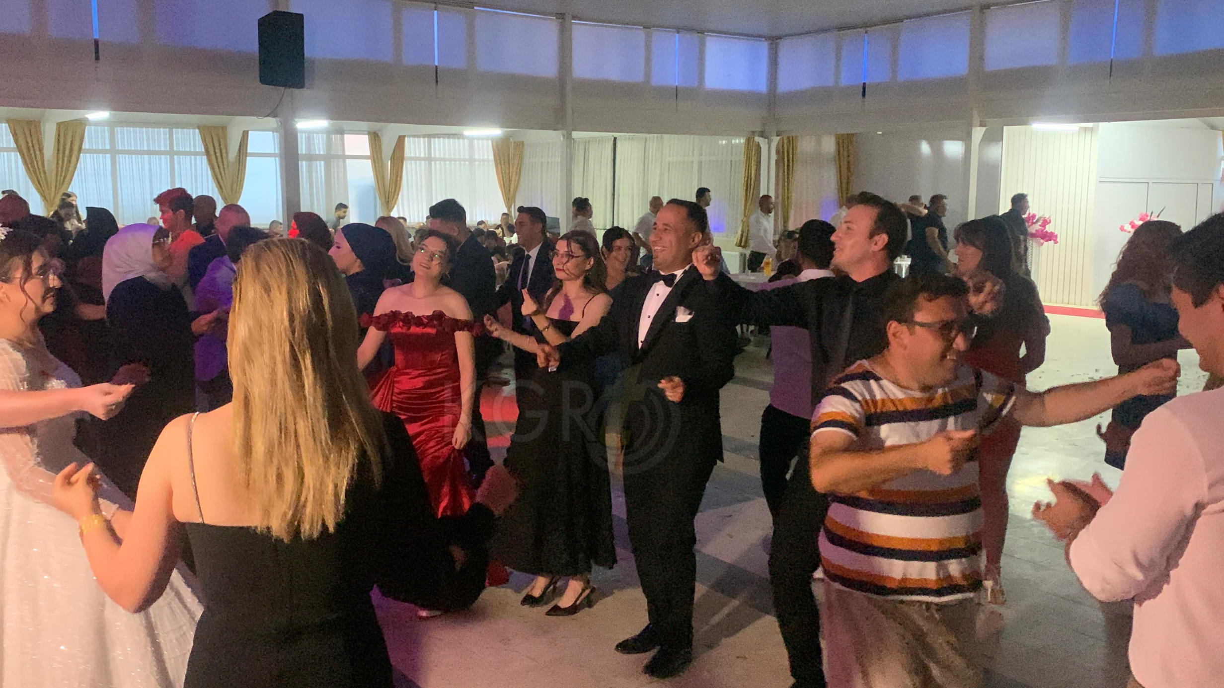 Tayfun Komiserin Mutlu Günü (2)