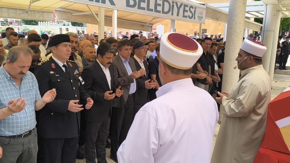 Uzman Cavus Ve Esi Kazada Oldu2