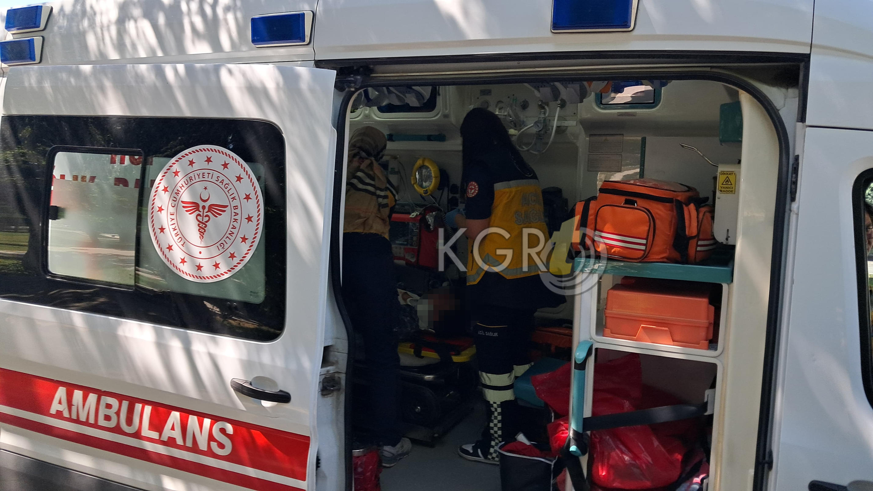 Catidan Dusen 16 Yasindaki Genci Hastaneye Yetistirmeye Calisirken Kayboldular1