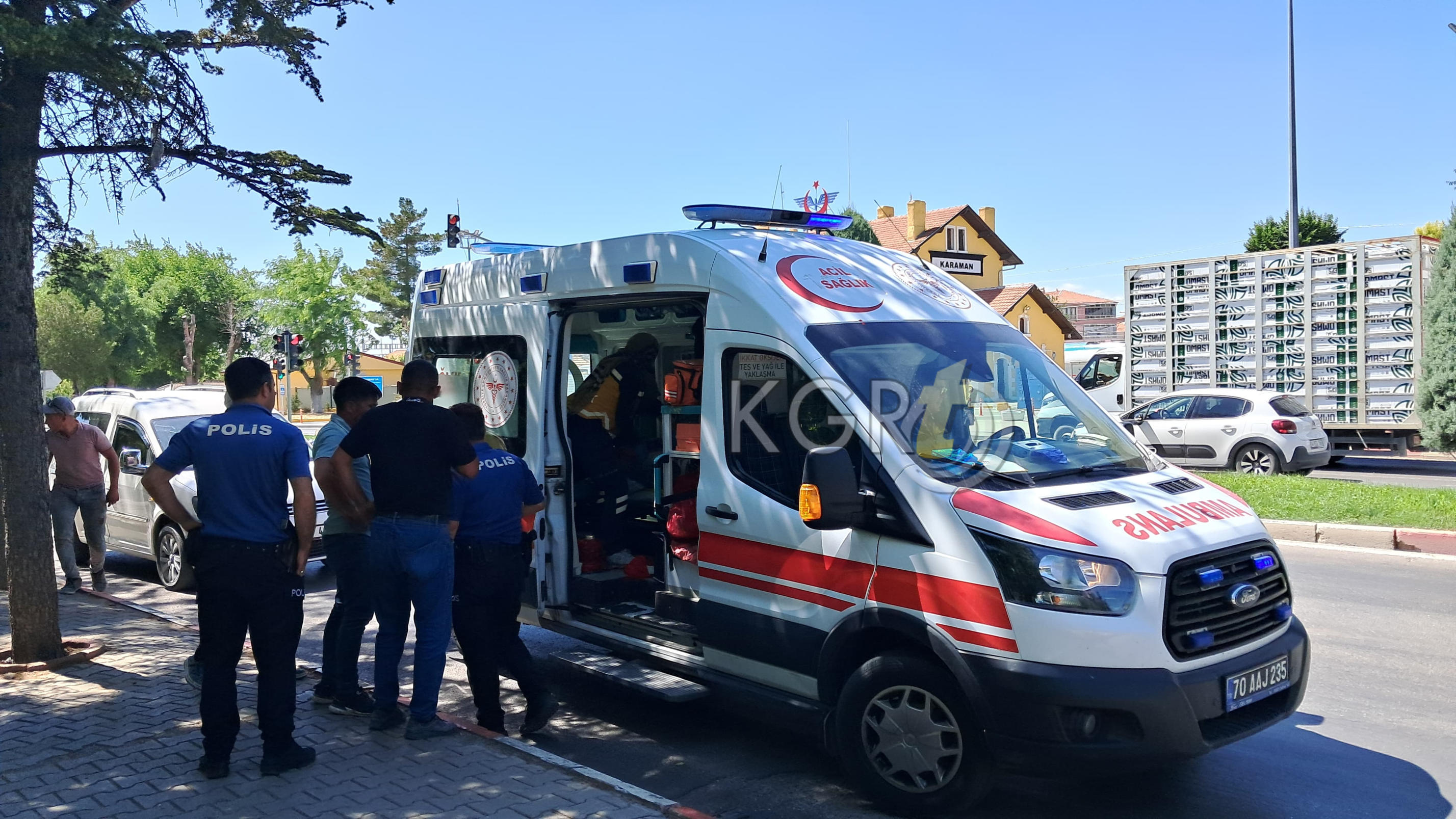 Catidan Dusen 16 Yasindaki Genci Hastaneye Yetistirmeye Calisirken Kayboldular6