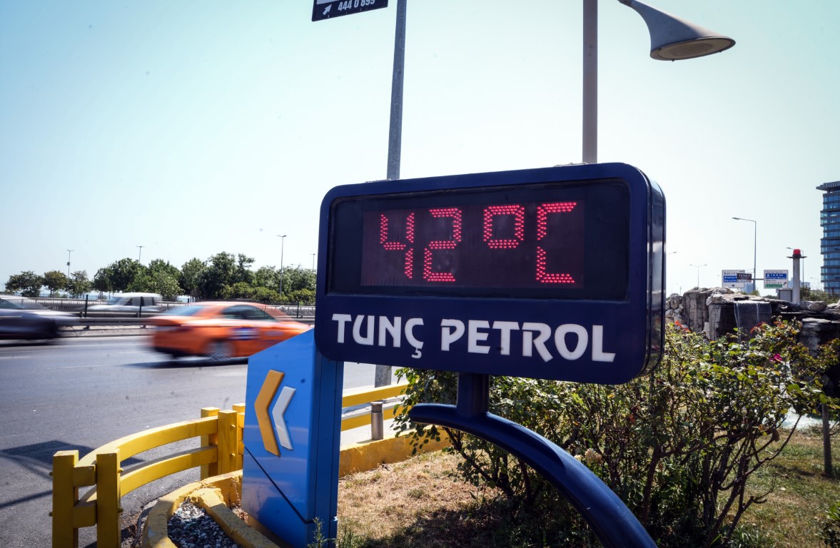 Istanbulda Kavurucu Sicaklar Hissedilen 56 Derece2