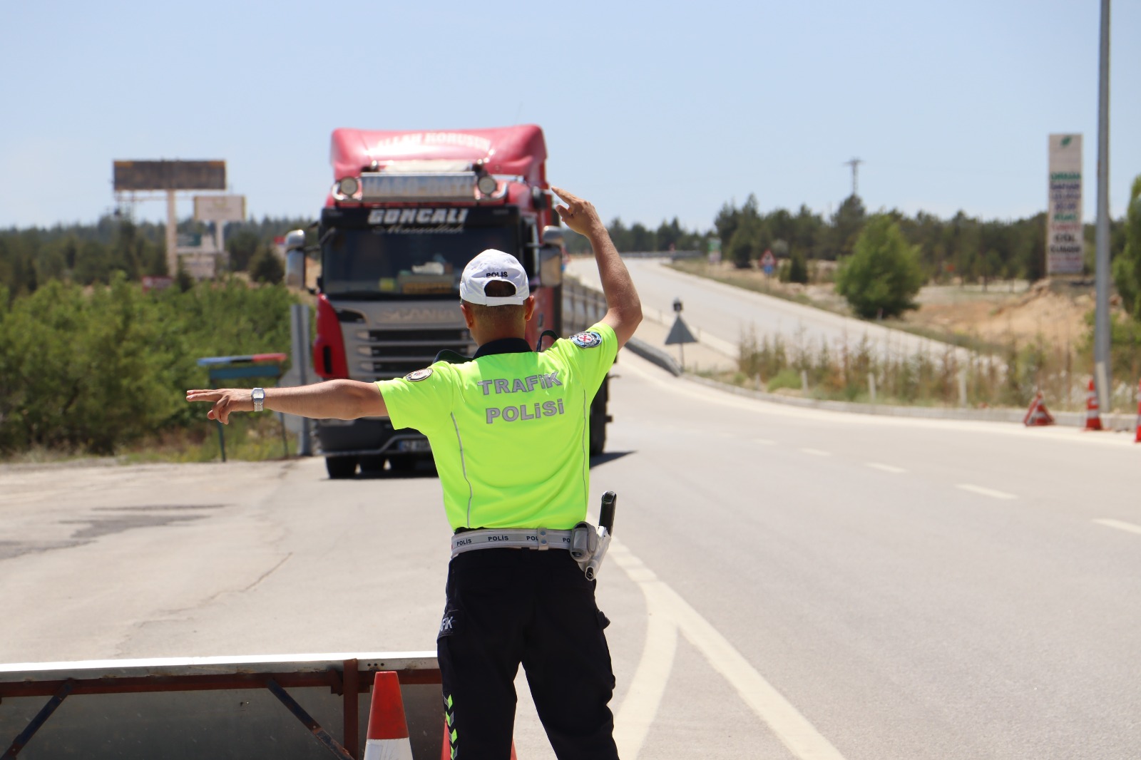 Karaman Emniyeti 1 Haftada Yakaladi 10 Kisi Tutuklandi (1)