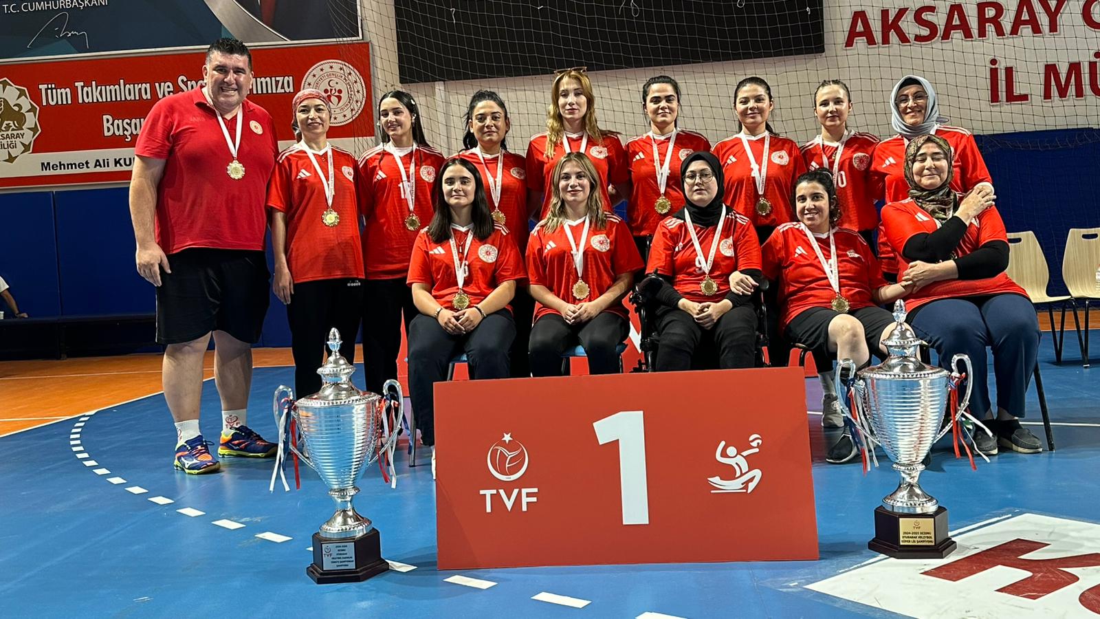 Karaman Kadin Oturarak Voleybol Takimi Gururlandirdi (1)