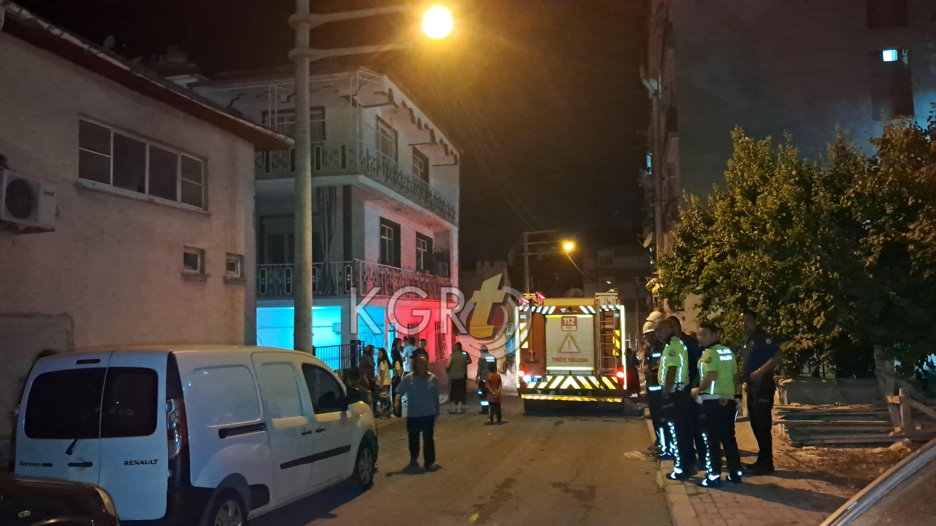 Karamanda Apartmanda Yangin Panigi3