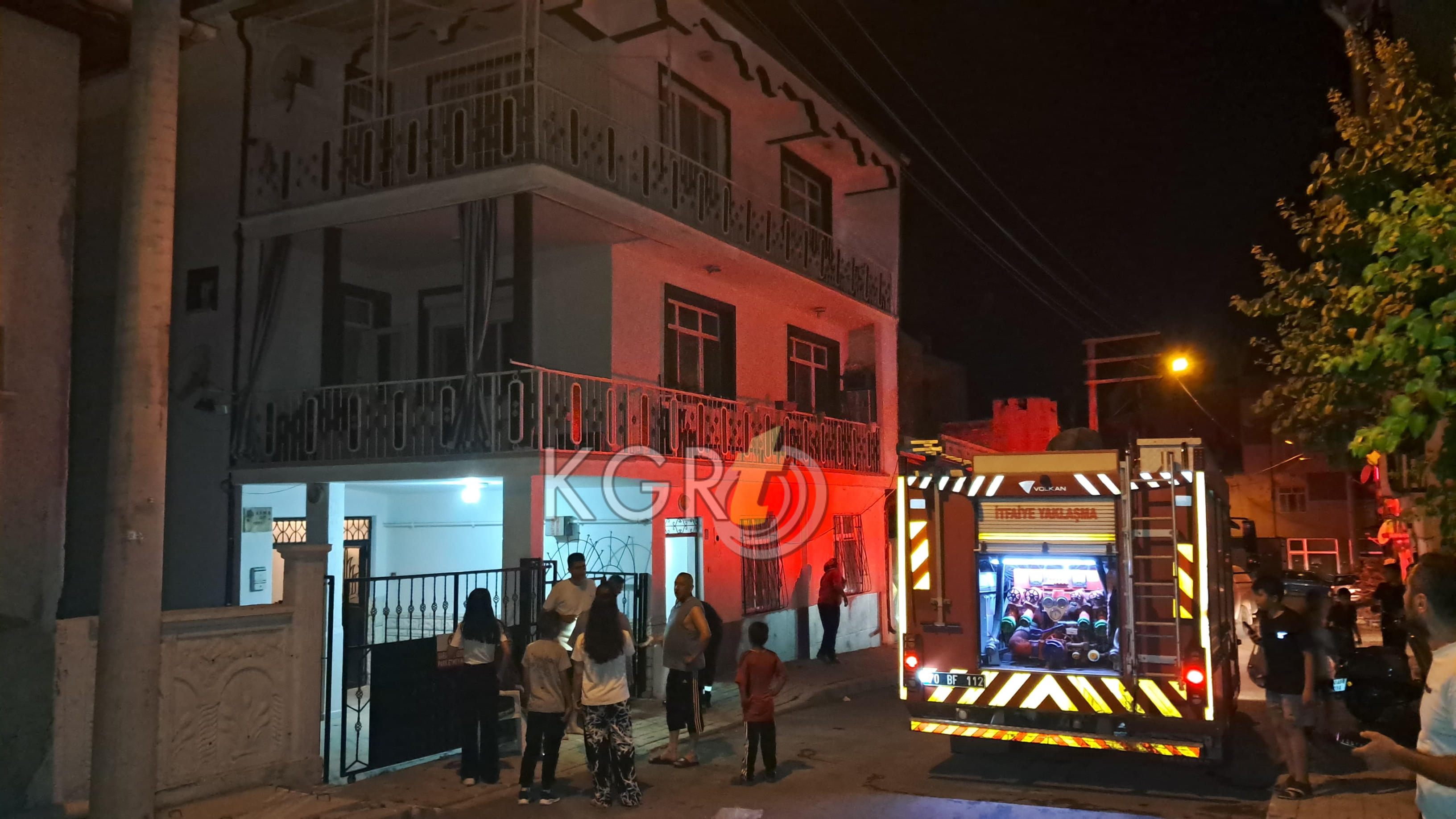 Karamanda Apartmanda Yangin Panigi5