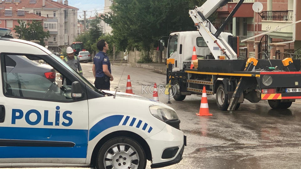 Karamanda Aydinlatma Diregindeki Elektrik Panosunda Yangin3