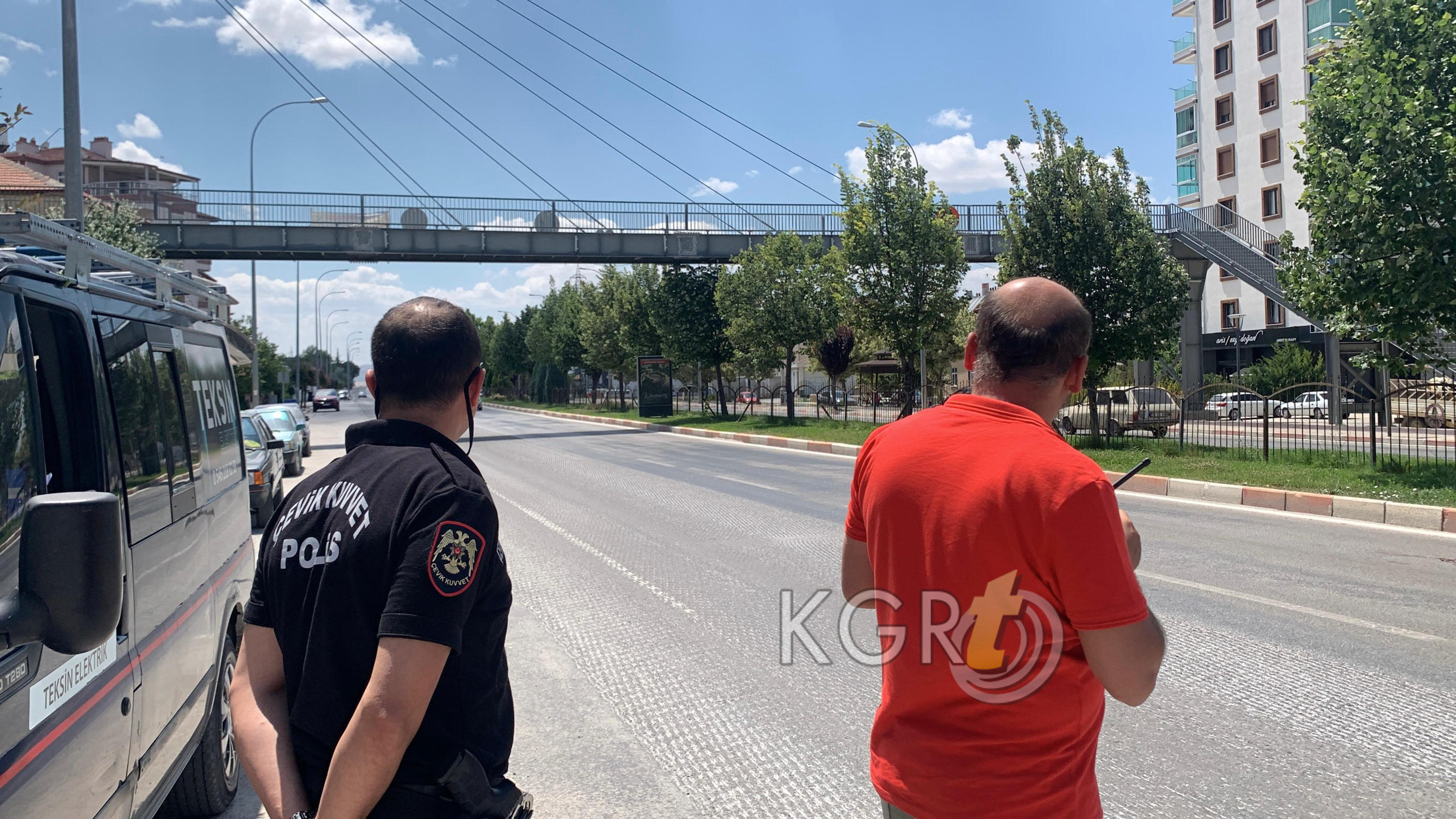 Karamanda Elektrik Akimina Kapilan Elektrikci Hastanelik Oldu5