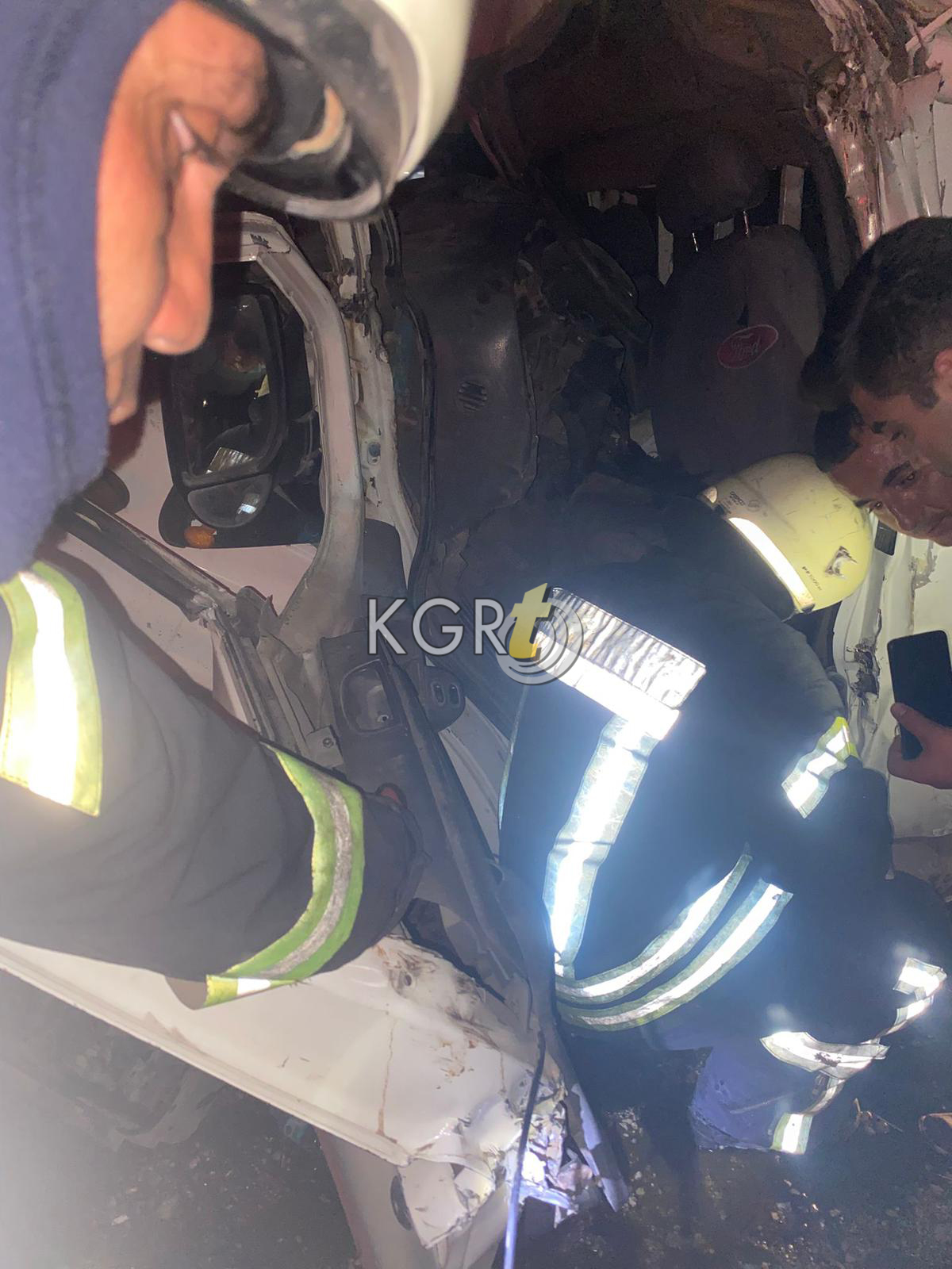 Karamanda Feci Kazada Surucu Aracta Sikisti 1 Yarali0 (5)