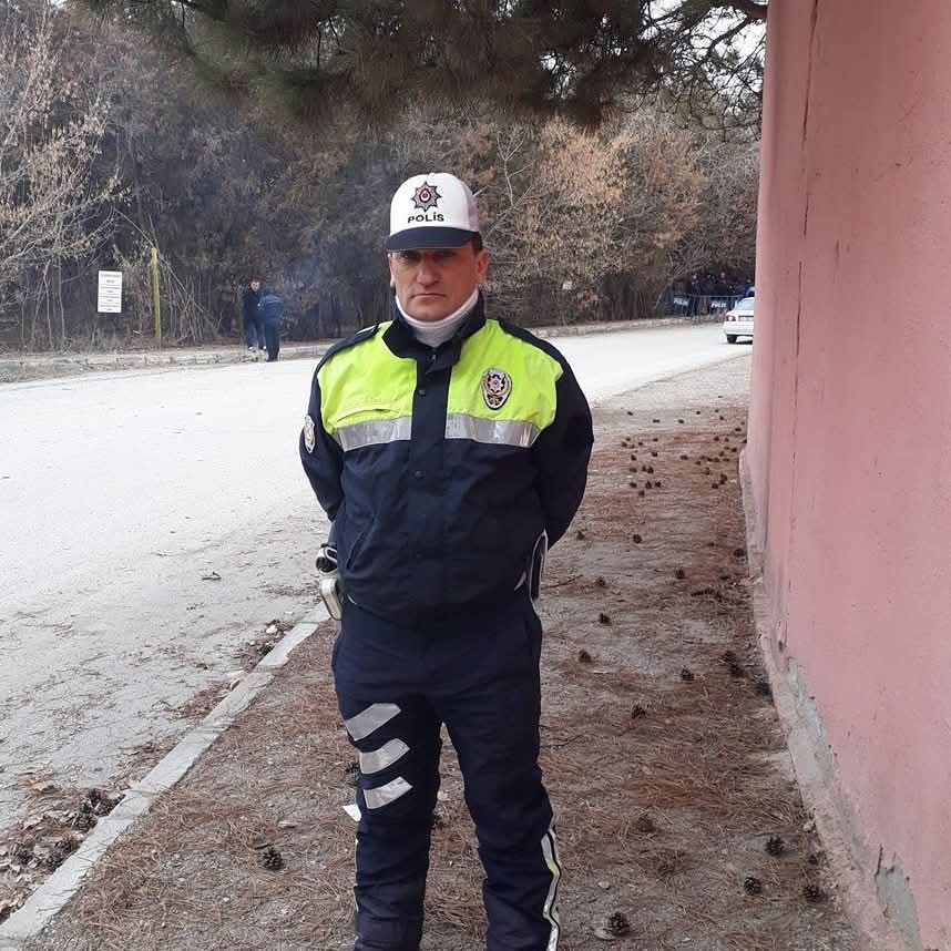 Karamanda Gorevli Polis Kalbine Yenik Dustu1
