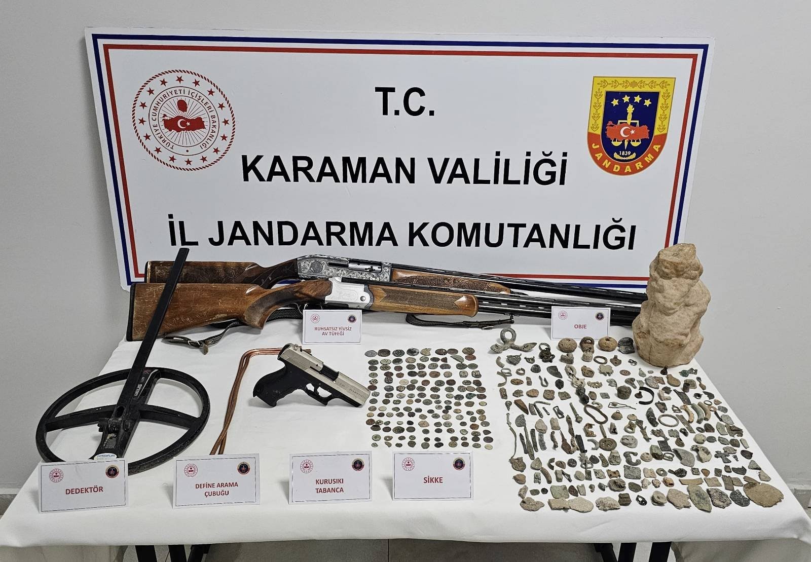 Karamanda Jandarma Tarihi Eserler Ele Gecirdi (1)