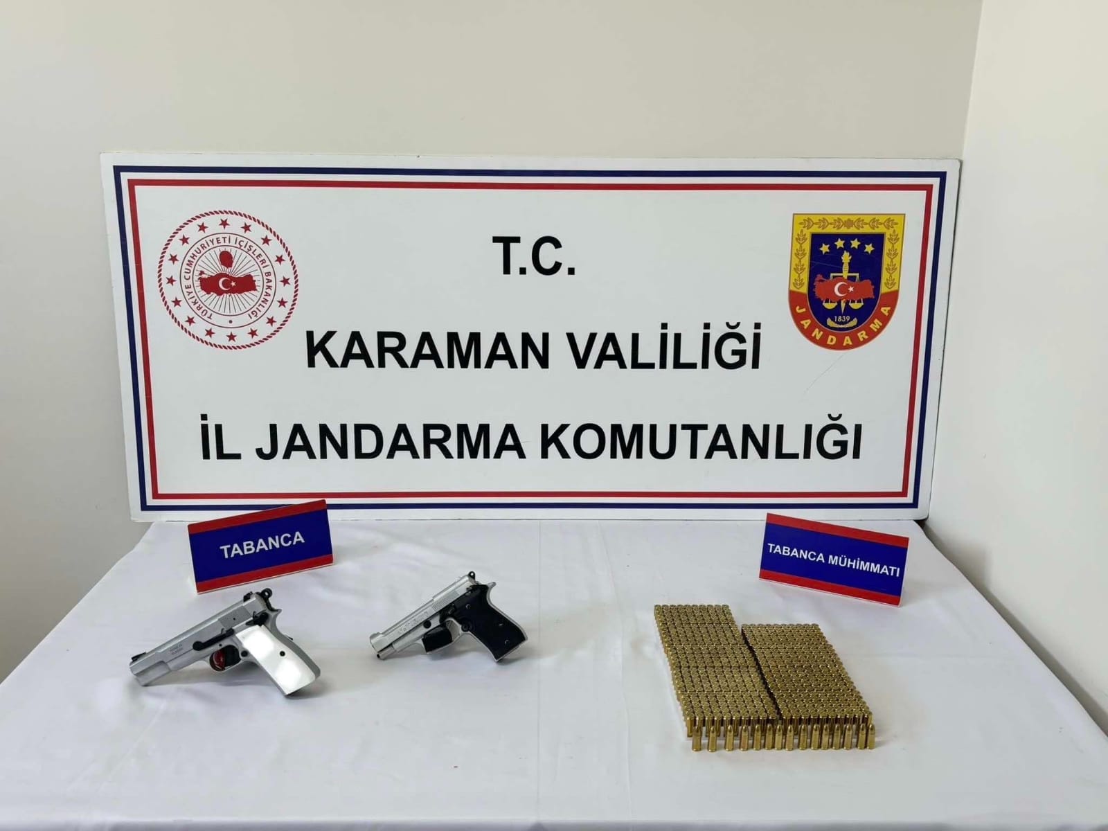 Karamanda Jandarma Tarihi Eserler Ele Gecirdi (3)