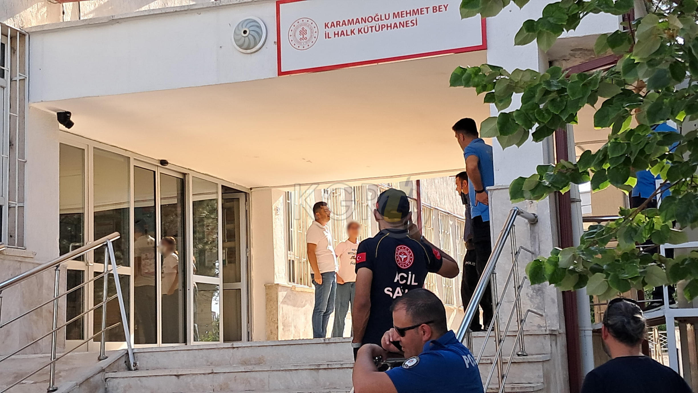 Karamanda Kutuphanede Mahsur Kaldi Ekipler Harekete Gecti2