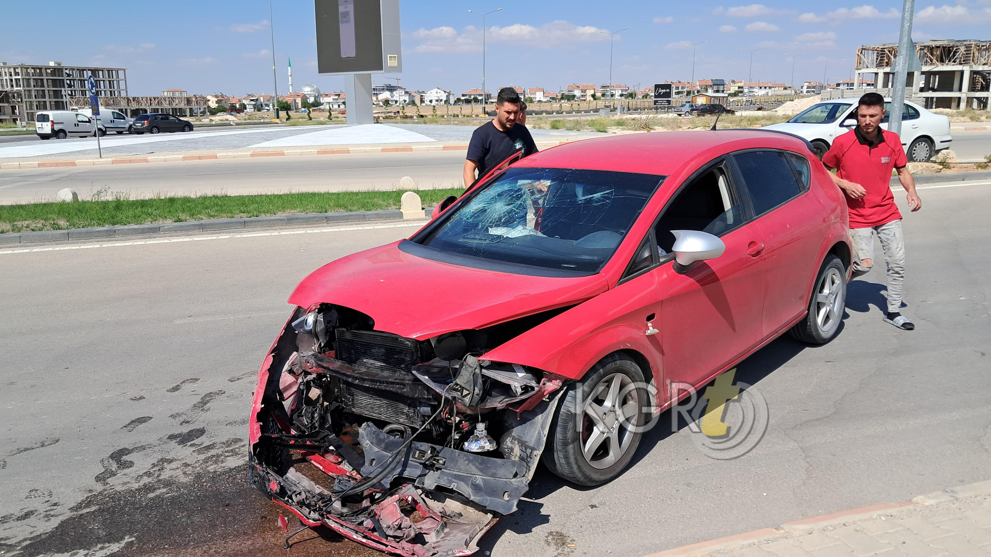 Karamanda Otomobiller Carpisti 1I Cocuk 3 Yarali8