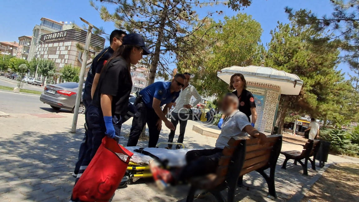 Karamanda Parkta Bicakli Kavga 1 Yarali7