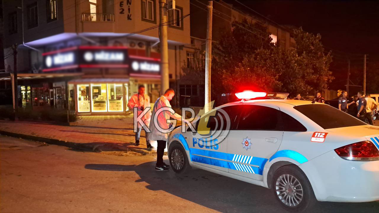 Karamanda Polis Tarafindan Evinde Olu Bulundu4