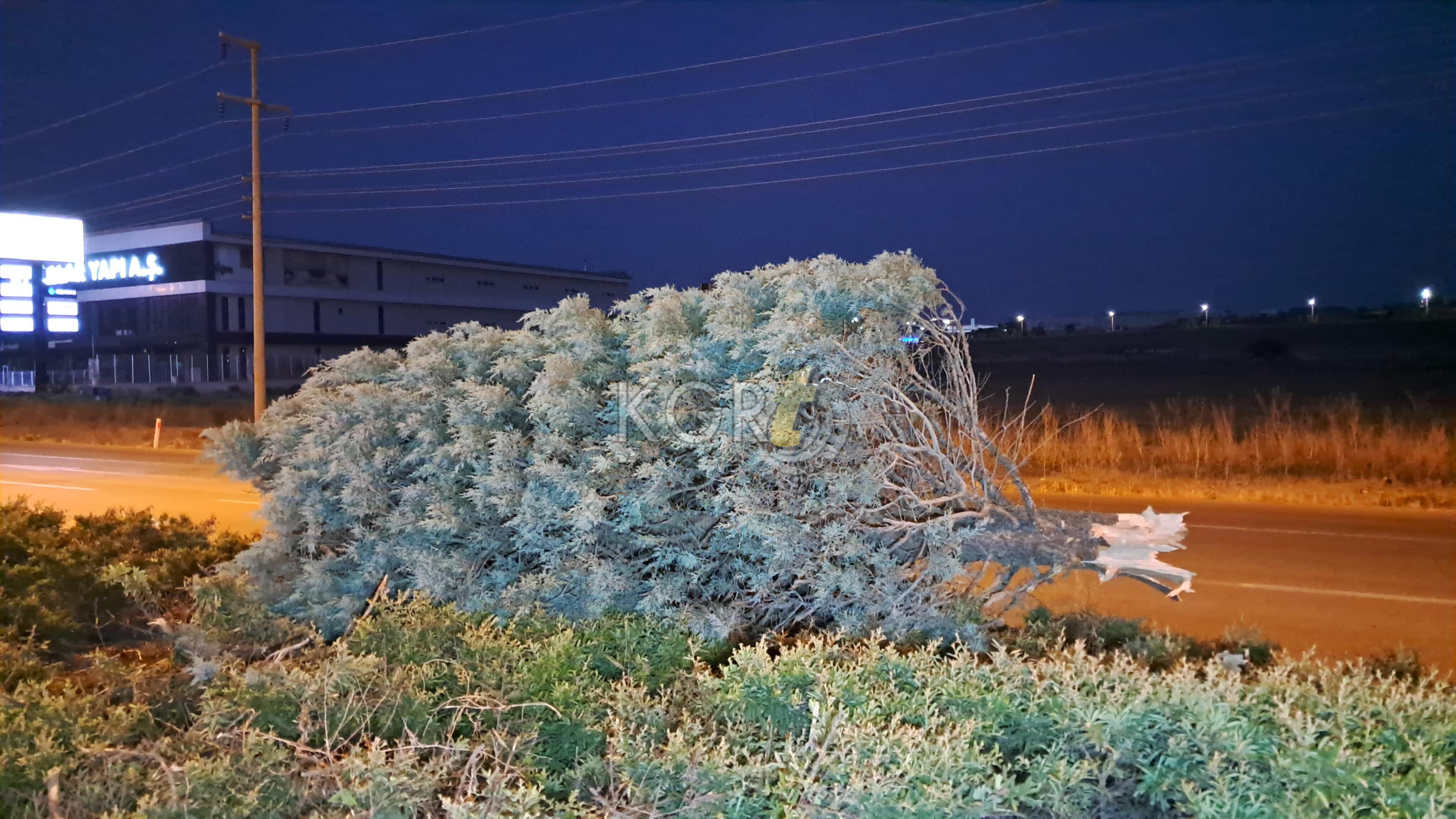 Karamanda Sollamaya Cikan Otomobile Baska Arac Carpti 3 Yarali4