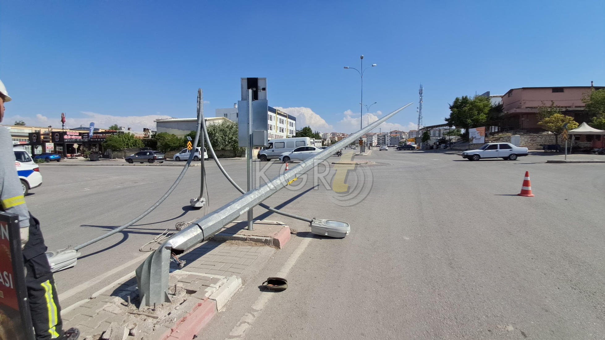 Karamanda Tarim Araci Aydinlatma Diregini Devirdi4