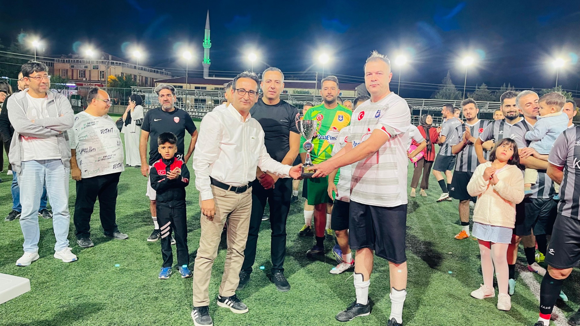 Kent Konseyi Futbol Turnuvasinda O Takim Sampiyon Oldu3