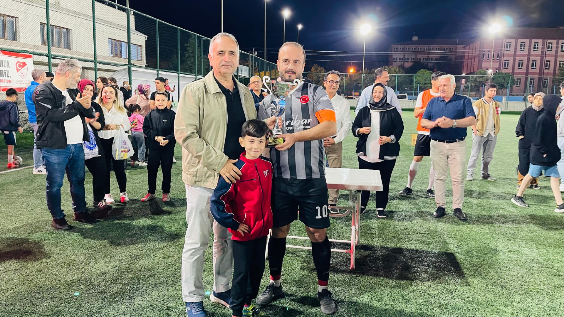 Kent Konseyi Futbol Turnuvasinda O Takim Sampiyon Oldu4