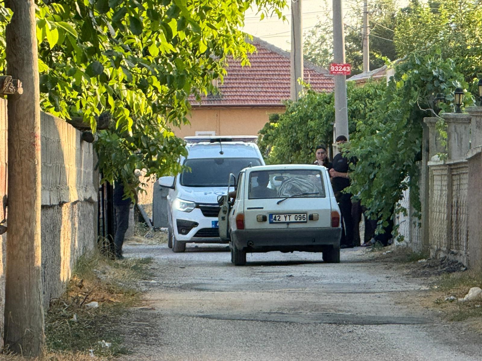 Konyada Silahli Saldiri 2 Kisi Oldu (1)