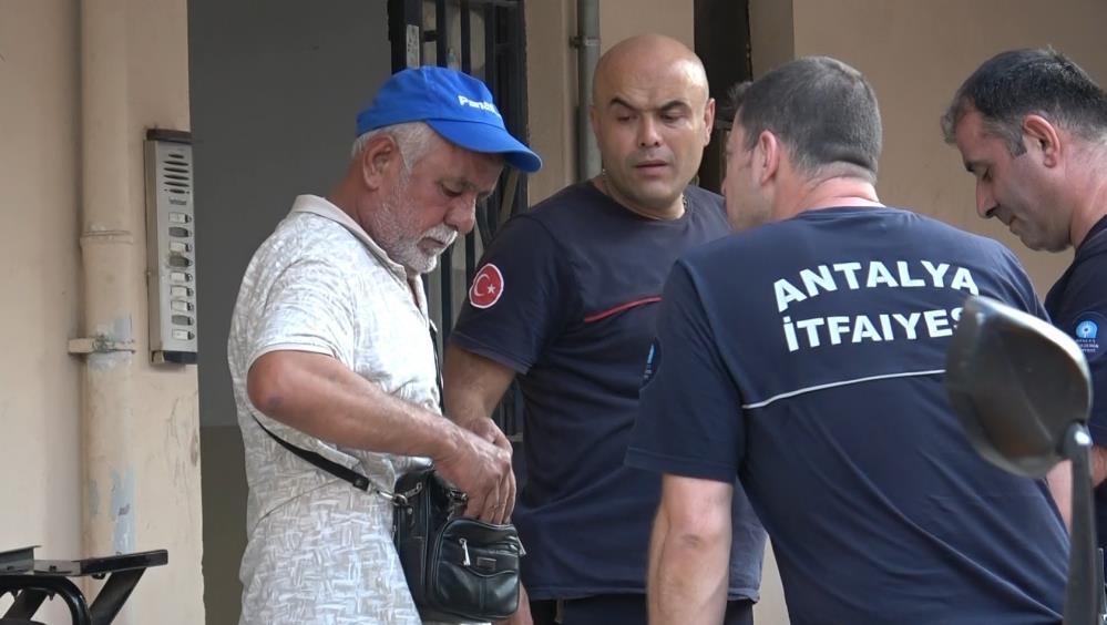 Madde Bagimlisi Genc Evi Yakti Anne Baba Isyan Etti3