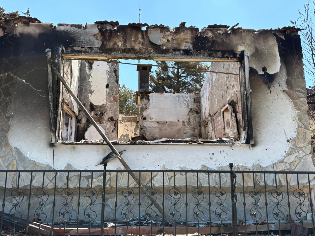 Orman Yangininda 85 Yazlik Ev Kule Dondu (4)