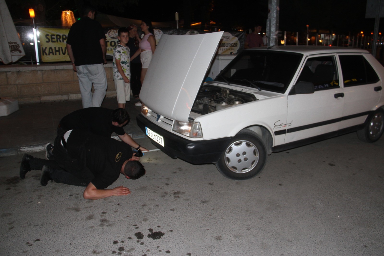 Otomobilin Jantina Yilan Sikisti (4)