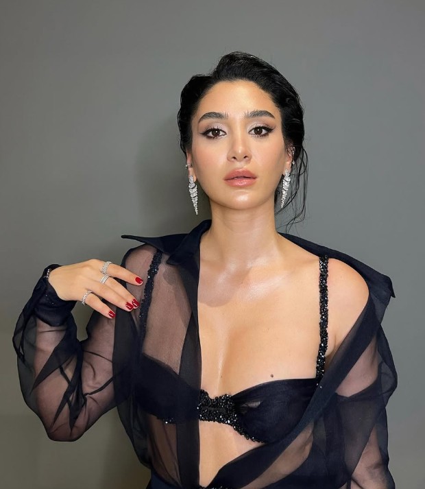 Unlu Oyuncu Sitare Akbasin Mutlu Gunu (1)