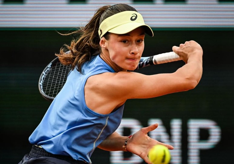 Zeynep Sonmez Tarihe Gecti Wimbledonda 3 Tura Yukselen Ilk Turk Tenisci1