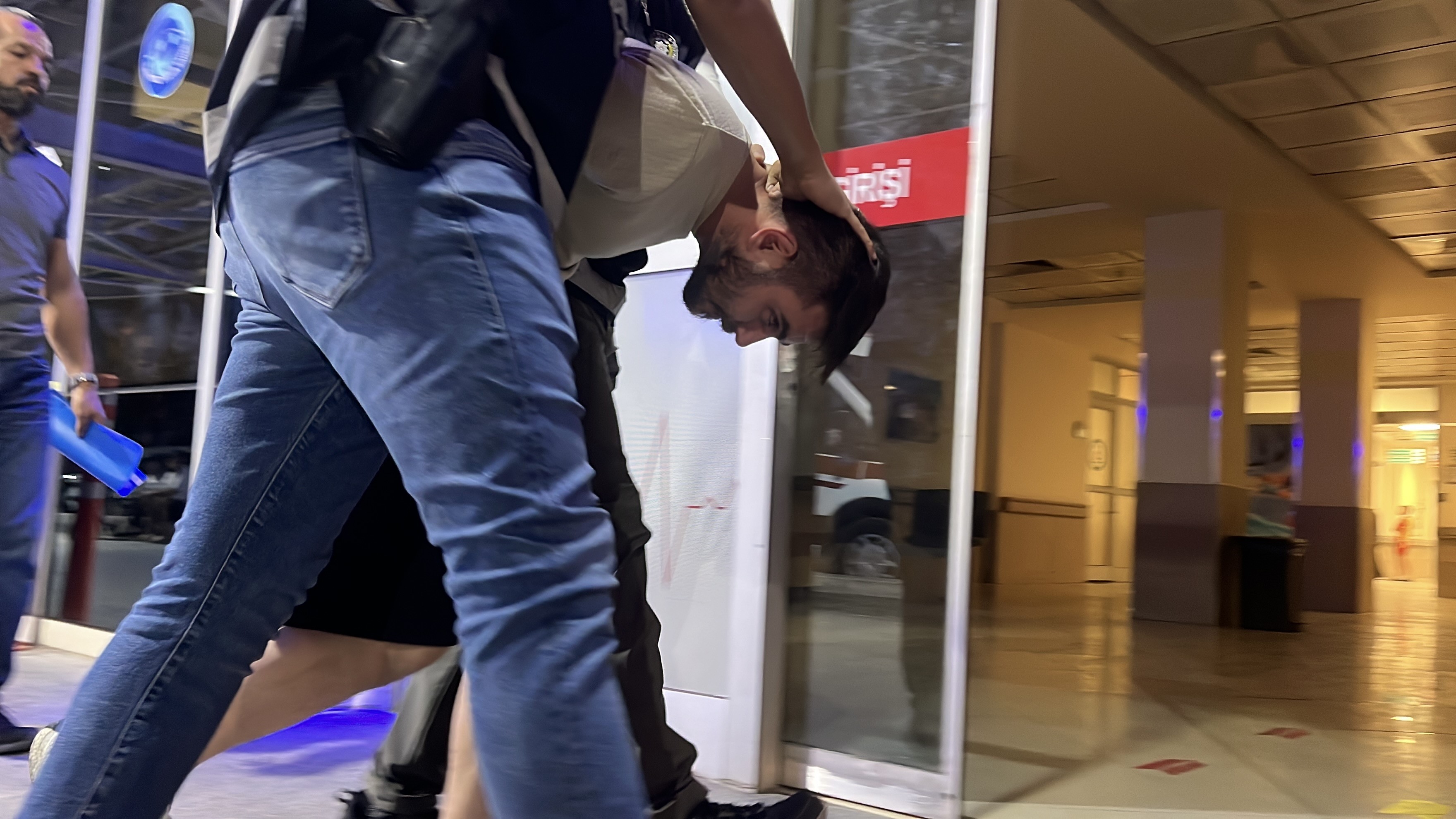 Bisikletli Tacizci Kahvaltida Yakalandi (3)