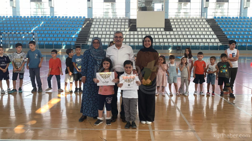 Cocuklar Hem Spor Yapti Hem Eglendi Sertifikalarini Aldilar17